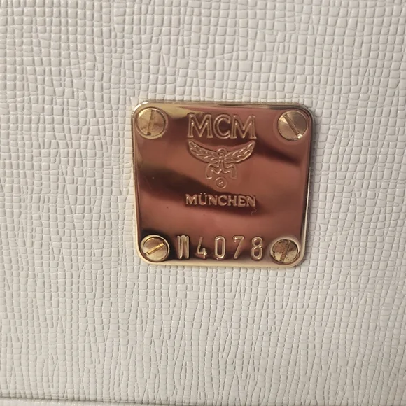 MCM Bag Like NEW Munchen Germany - Picture 6 of 14